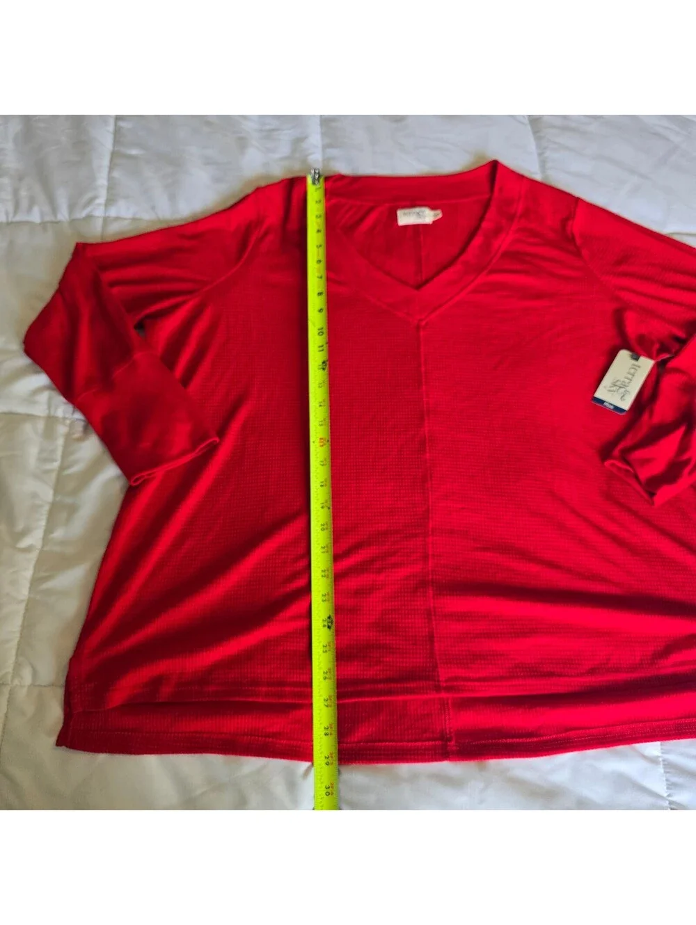 Terra & Sky bright pink V-neck top